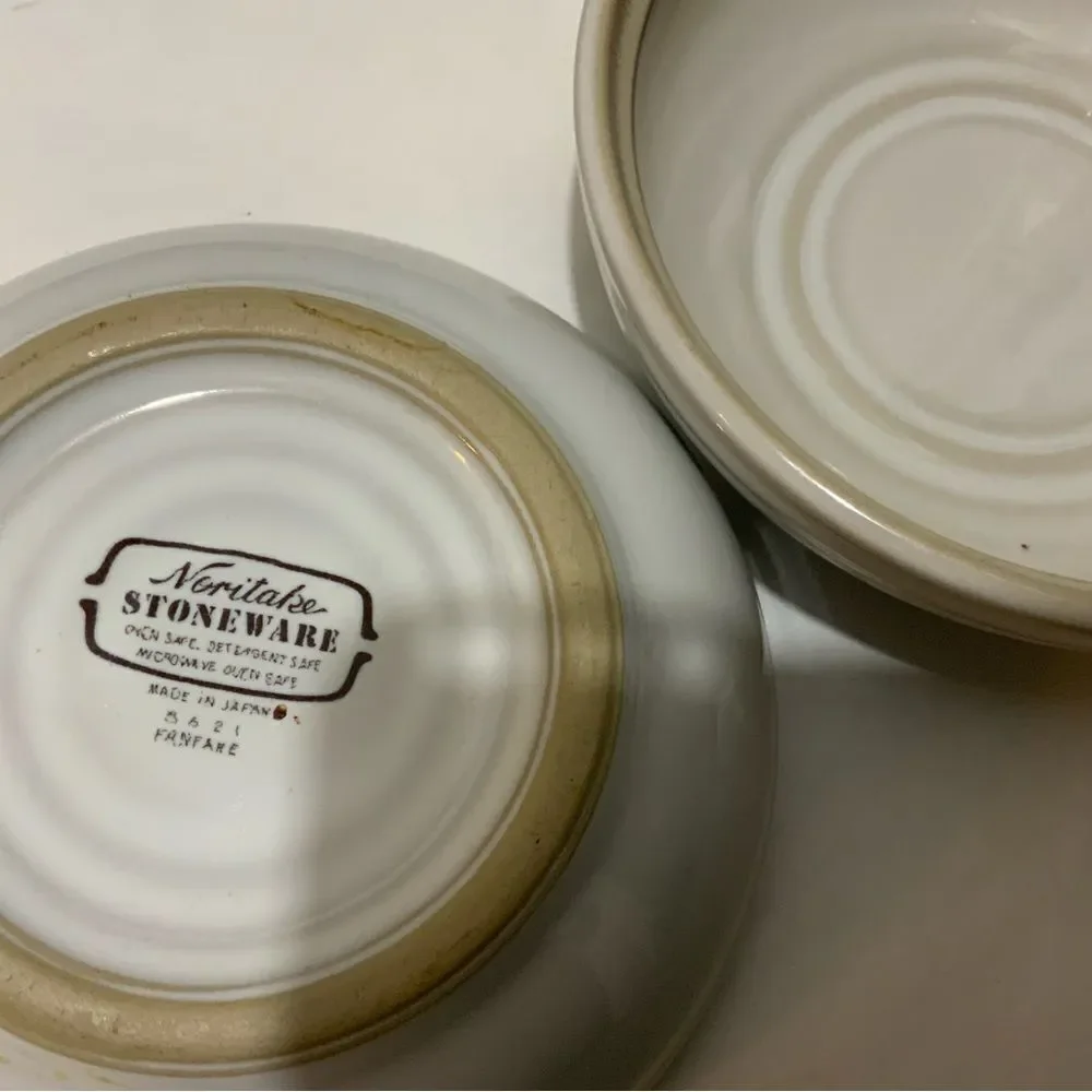Noritake Fanfare 5621  Ivory Stoneware soup Bowls set of 2 A11